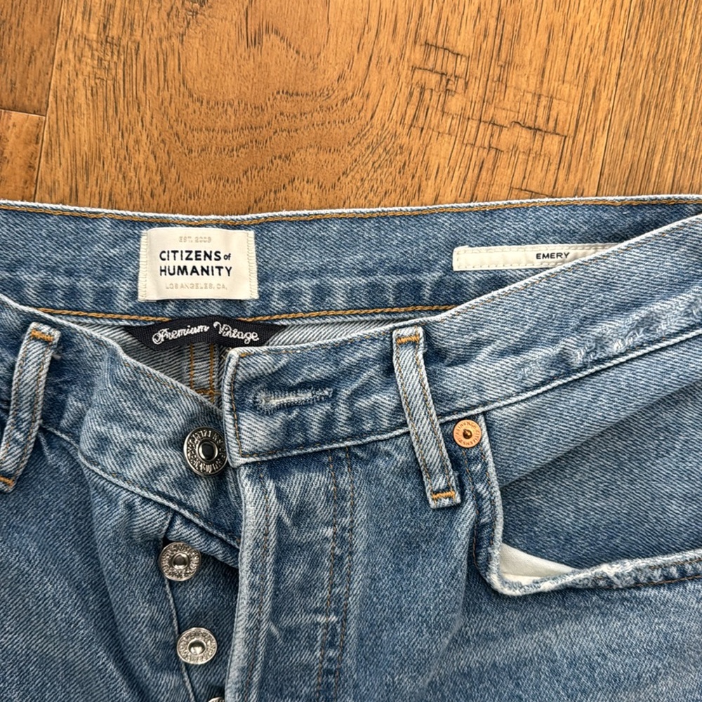 NWOT CITIZENS FOR HUMANITY EMERY JEANS 26 - Picture 3 of 6